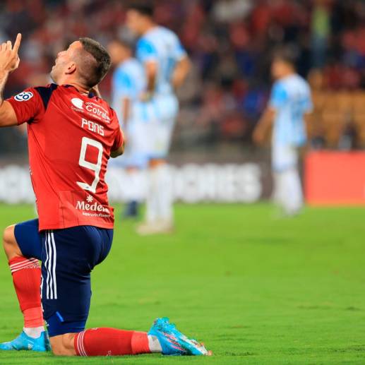 Luciano Pons consiguió un doblete en el primer tiempo. FOTO MANUEL SALDARRIAGA