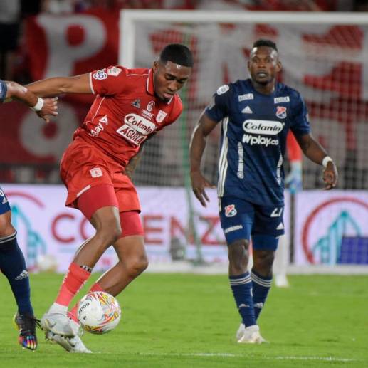 Díber Cambindo, uno de los líderes que tiene Independiente Medellín. FOTO CARLOS VELÁSQUEZ