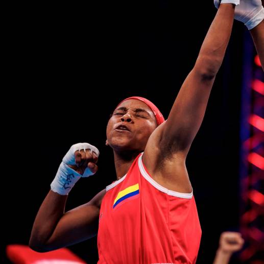 Íngrit Valencia -foto-, Angie Valdez, Camila Camilo y Jenny Arias impresionan en el Mundial de Nueva Delhi con su talento, progreso y gratos resultados. Han dejado en el camino a medallistas mundiales y olímpicas y ya garantizaron un lugar en el podio de sus divisiones. <span class="mln_uppercase_mln">FOTO</span><b><span class="mln_uppercase_mln"> TWITTER MINDEPORTES</span></b>