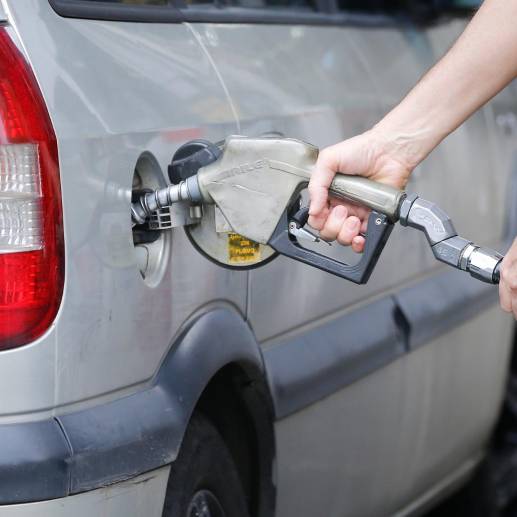 En abril el galón de la gasolina corriente fue ajustada en $400. FOTO Esneyder Gutiérrez