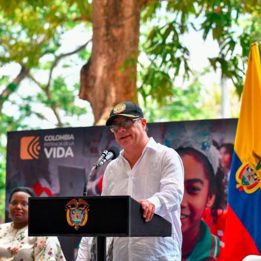 La favorabilidad del presidente, Gustavo Petro, entre los jóvenes decreció entre noviembre de 2022 y mayo de 2023 según una encuesta de la Universidad del Rosario. FOTO: Cortesía Presidencia