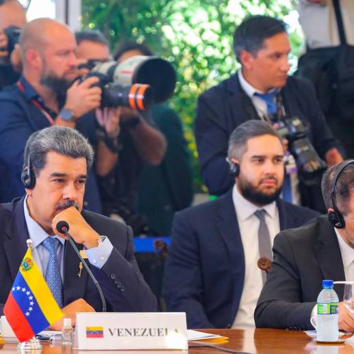 Nicolás Maduro asistió a la Cumbre y sostuvo reuniones bilaterales con varios presidentes de la región, entre ellos el colombiano Gustavo Petro. FOTO: TOMADA DE TWITTER @NicolasMaduro