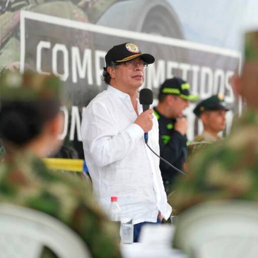 El presidente Gustavo Petro anunció la suspensión del cese al fuego bilateral con el Clan del Golfo en medio de la creciente violencia provocada por ese grupo ilegal en el Bajo Cauca. FOTO COLPRENSA