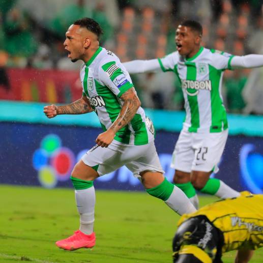 Jarlan Barrera marcó el descuento de Atlético Nacional, en el empate 1-1 en el Atanasio que deja el verde con dos puntos, producto de dos empates en los cuadrangulares semifinales de la Liga. <span class="mln_uppercase_mln">FOTO</span> <b><span class="mln_uppercase_mln">jaime pérez</span></b>
