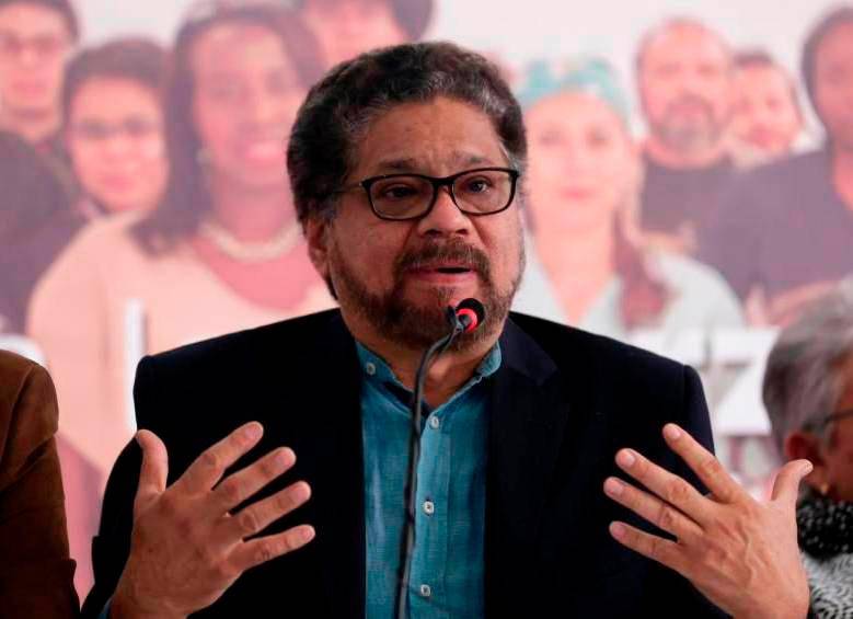 El disidente “Iván Márquez” desertó del Acuerdo de Paz, pero ahora está pidiendo pista en la “paz total” del presidente Petro. FOTO: COLPRENSA