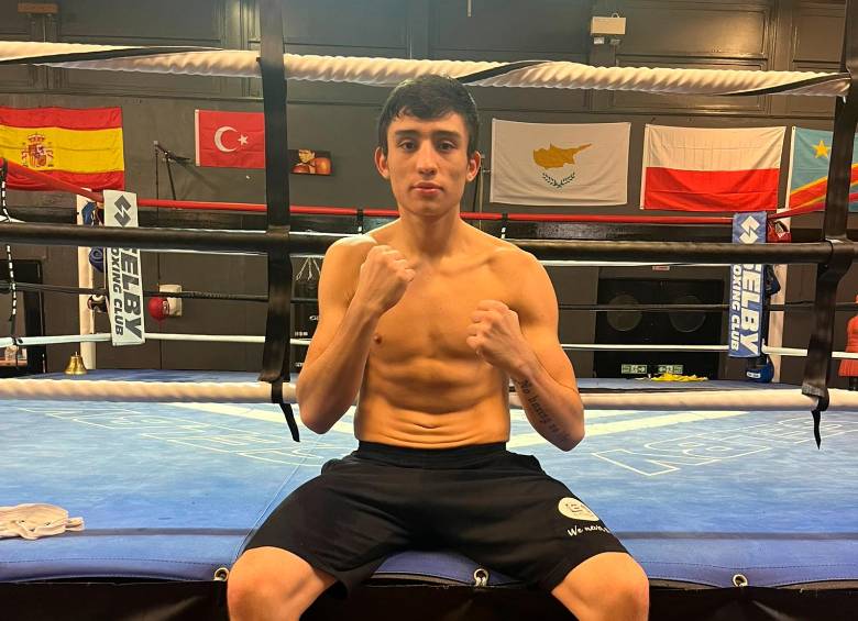 En poco tiempo, Martín empezó a ganar reconocimiento en Europa, tanto que varias veces el campeón de ese continente, Hamzah Sheeraz, lo eligió para realizar sus respectivos entrenamientos en el ring. FOTOs CORTESÍA