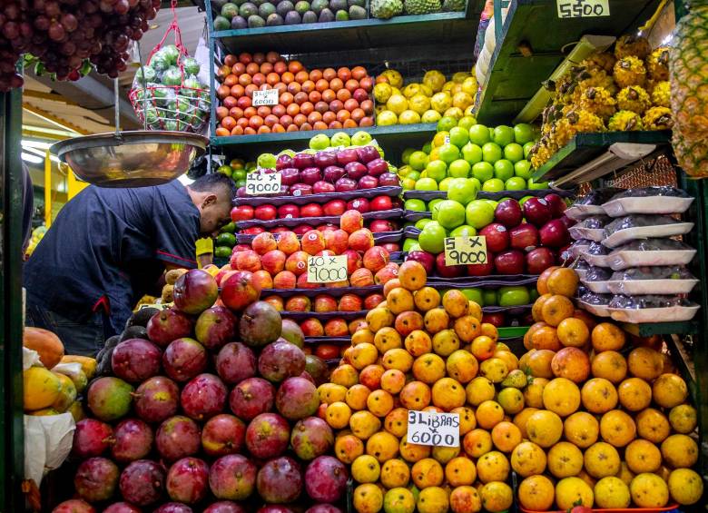 La fructosa (el azúcar natural de las frutas) puede ser dañina solo en exceso. En general le aportan sobre todo fibra, minerales, vitaminas. Además, son antioxidantes. FOTO Juan Antonio Sánchez