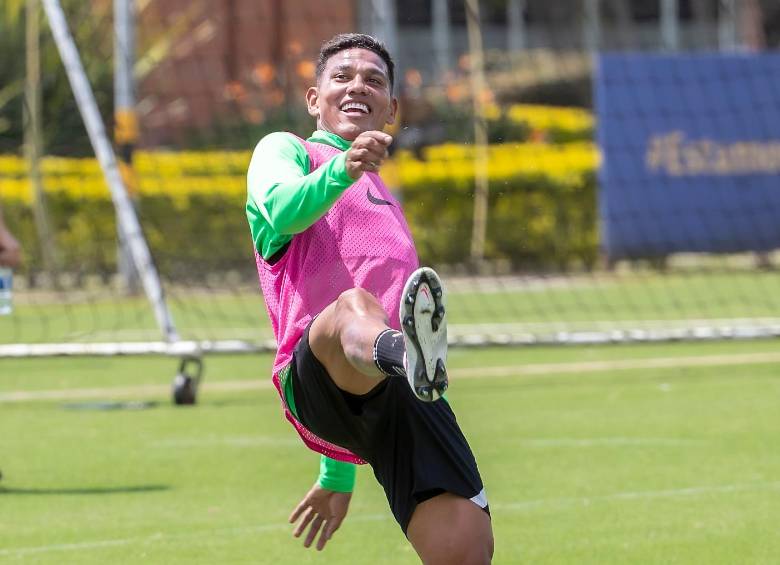 Alexander Mejía aporta liderazgo en el medio campo. Hoy se requiere de su experiencia. FOTO JUAN ANTONIO SÁNCHEZ