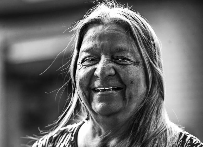Un homenaje de El Colombiano sus 210 voceadoras: testimonios