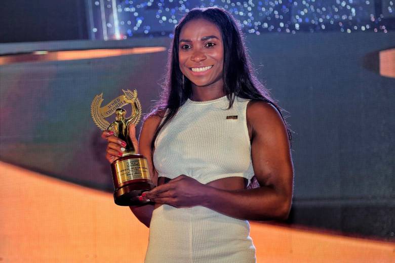 La pesista Yenny Álvarez, ganadora como Deportista del Año femenina. CORTESÍA ACORD