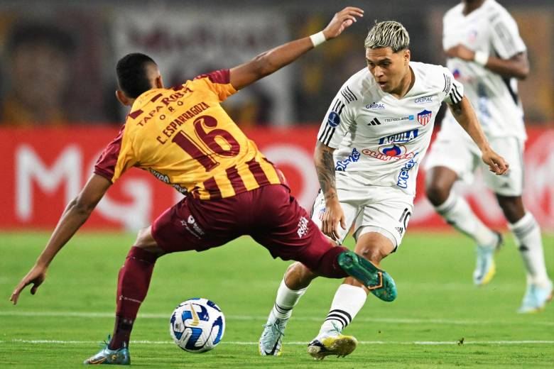 A pesar del buen momento y el nivel que muestra el antioqueño Juan Fernando Quintero, el Junior no pudo superar a Tolima y quedó eliminado de la Copa Sudamericana. FOTO CONMEBOL