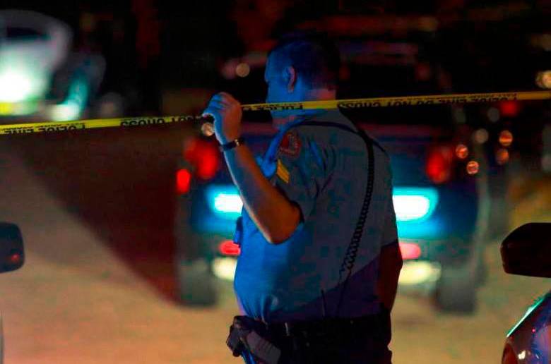 La Policía alemana fue tras el agresor y lo halló con herida de bala. Al parecer se suicidó después de atacar a la comunidad religiosa. FOTO: EFE