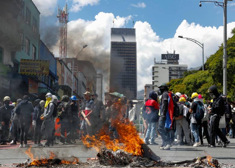 Los jóvenes detenidos y condenados de la denominada primera línea podrían beneficiarse con la aprobación de esta ley. FOTO: MANUEL SALDARRIAGA