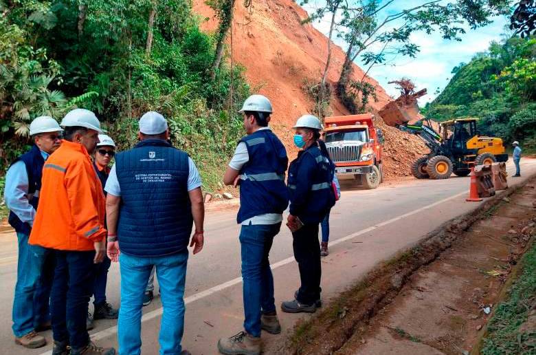 El deslizamiento se presentó en el sector conocido cómo El Santuario - Caño Alegre, en el kilómetro 49+600. FOTO: Cortesía 
