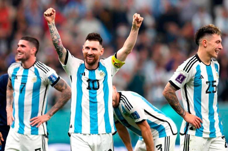 El equipo de Lionel Messi es favortio para quedar primero en la tabla de posiciones de las eliminatorias al próximo Mundial. FOTO: JUAN ANTONIO SÁNCHEZ