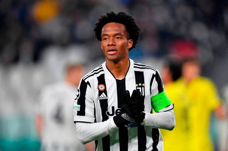 El futbolista antioqueño Juan Guillermo Cuadrado podría estar entre los titulares de la Juventus en el duelo contra Friburgo. FOTO: EFE 