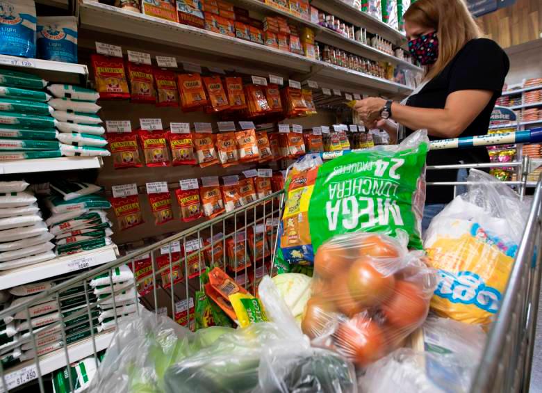 Cada familia beneficiada contará con un bono de $43.200 mensuales, que corresponden al incremento aproximado del costo de los alimentos. Foto: Archivo