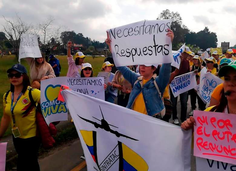 Personal de la empresa marchó el viernes pasado por la incertidumbre del proceso de integración. FOTO: Cortesía 
