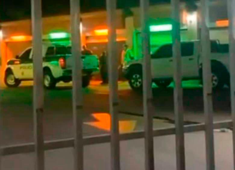 La Fiscalía investiga la posibilidad de que haya alguna implicación penal en contra de la madre o de su acompañante. FOTO: CAPTURA DE VIDEO