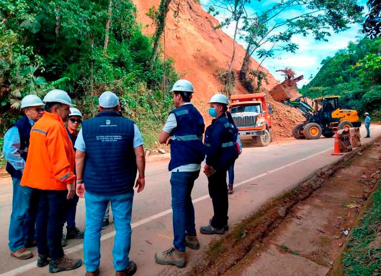 La vía está afectada por un derrumbe desde el primero de marzo. FOTO: CORTESÍA