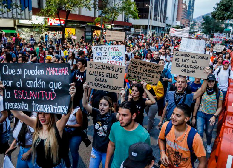En 2019, los estudiantes universitarios salieron a las calles para reclamar más recursos para la educación pública. FOTO: JAIME PÉREZ