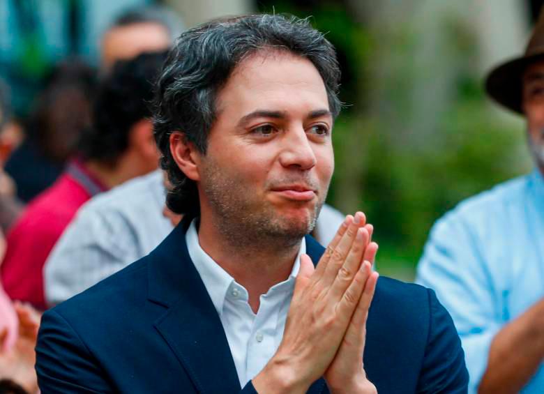 El alcalde Daniel Quintero celebró la decisión de los magistrados de tumbar la revocatoria en su contra. FOTO: MANUEL SALDARRIAGA