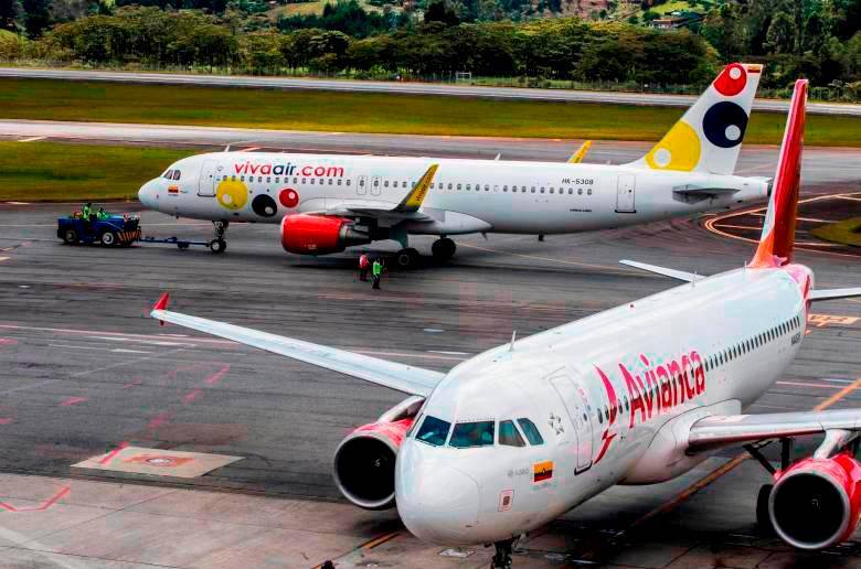 Viva ya completa dos semanas sin operar y Avianca ha ofrecido reubicar a los pasajeros afectados. FOTO EL COLOMBIANO