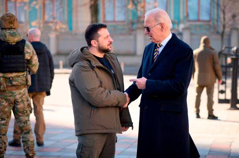 Zelenski y Biden ya se han encontrado en dos ocasiones, una en Estados Unidos y otra en Ucrania. FOTO: GETTY