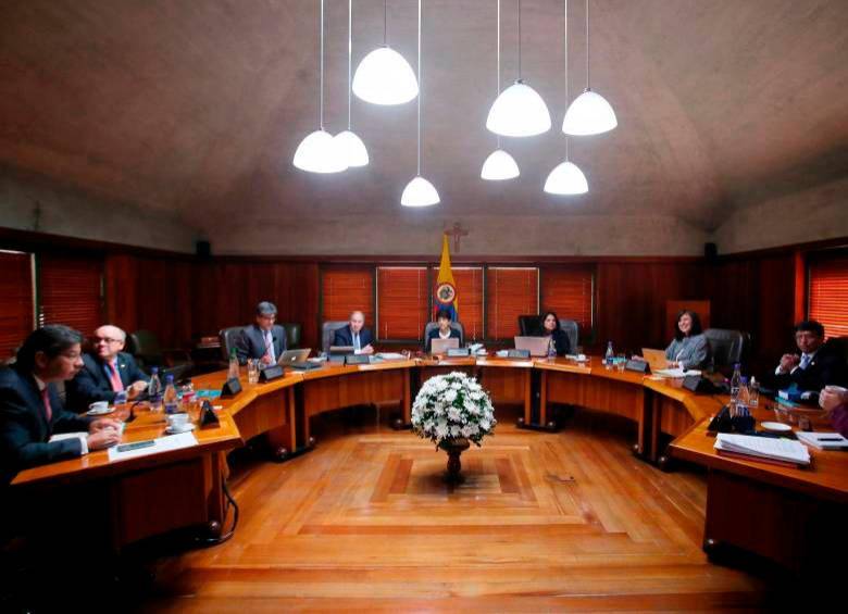 Un proyecto de fallo que debate la Corte Constitucional le quitaría a la Procuraduría la facultad de destituir, suspender o inhabilitar a funcionarios públicos elegidos por voto popular. FOTO colprensa
