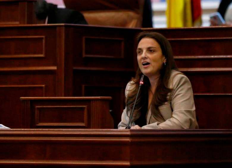 El contrato para llevar internet a más de 7.000 colegios públicos costó más de $70.000 millones.