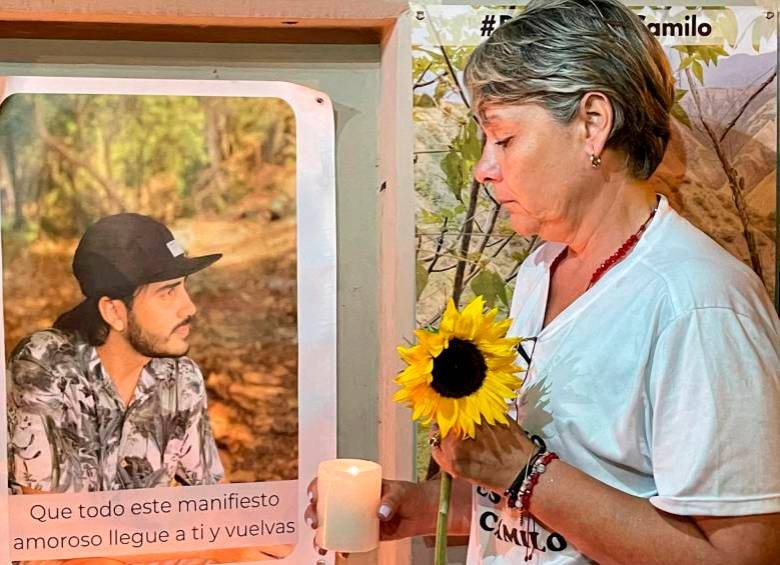 Claudia dice que no dejará de buscar a su hijo ni permitirá que el caso quede en el olvido. FOTO Cortesía