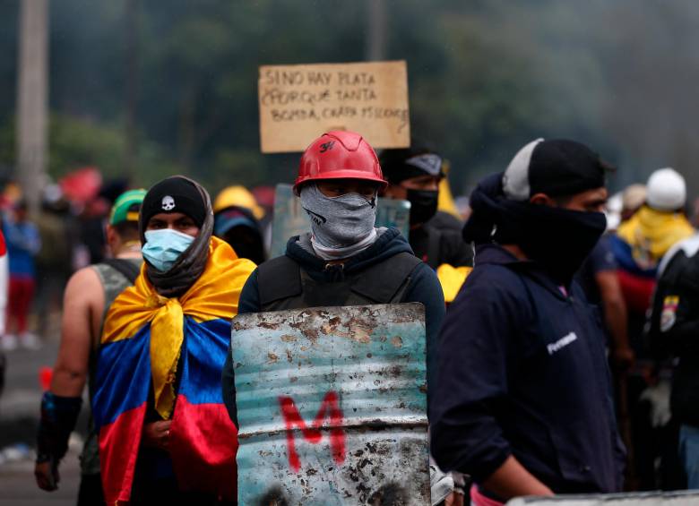 Las protestas iniciaron el pasado 13 de junio por el alto costo de vida. FOTO: EFE