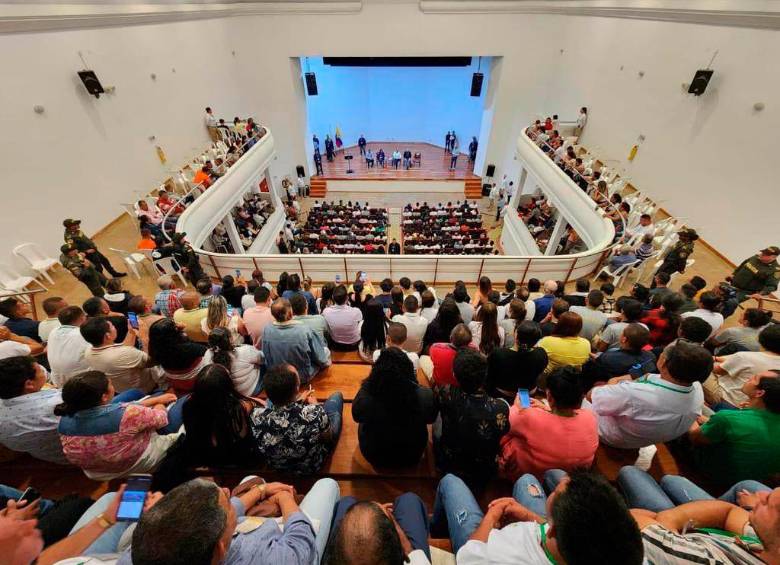 Los anuncios del presidente se hicieron en el marco del diálogo vinculante con las comunidades de Jericó. FOTO CORTESÍA