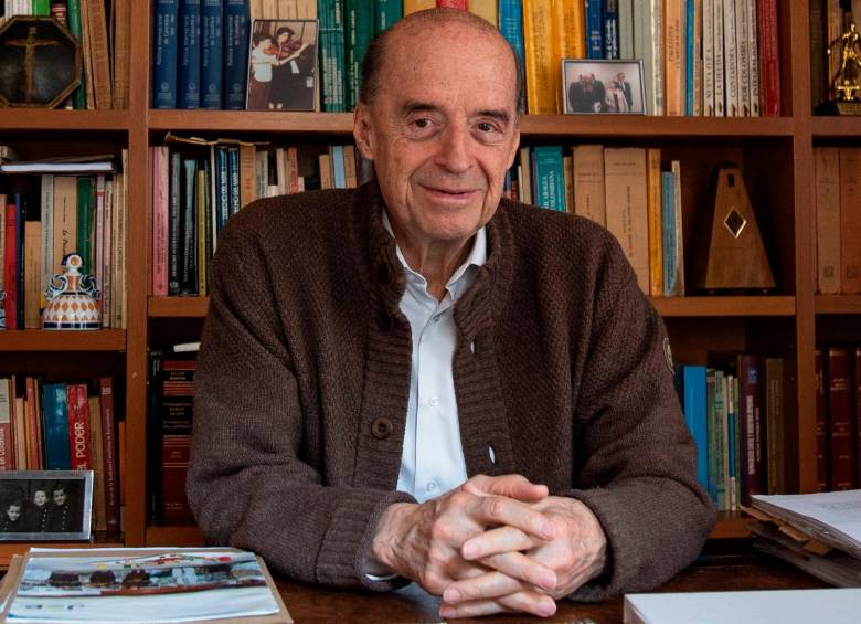 El canciller Álvaro Leyva también evalúa añadir a Costa Rica como país acompañante. FOTO: COLPRENSA