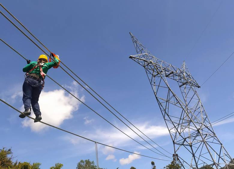 Los cortes se dan por trabajos en la subestación de energía de Girardota. FOTO: ESENEYDER GUTIÉRREZ