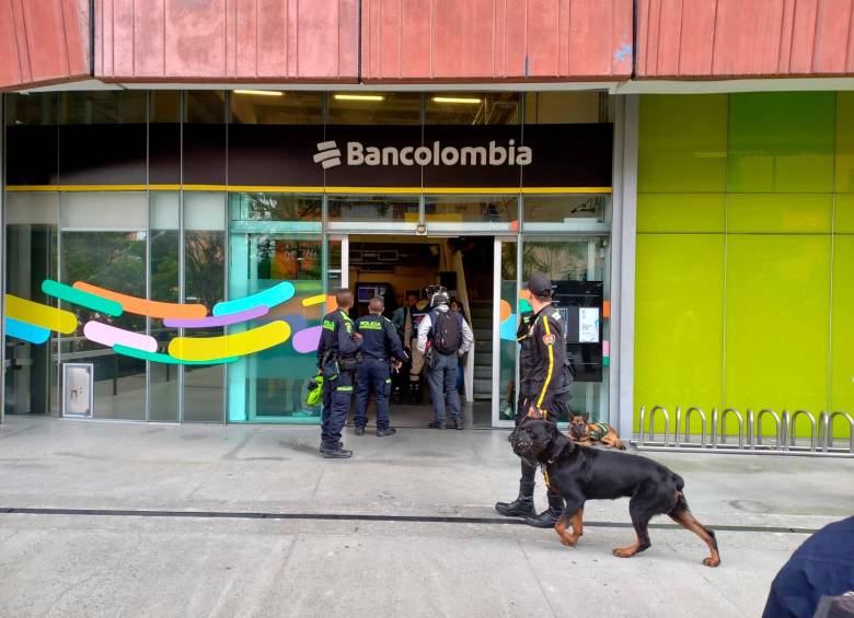 Las autoridades avanzan en las investigaciones sobre este hurto en la entidad bancaria. FOTO: MAURICIO PALACIO