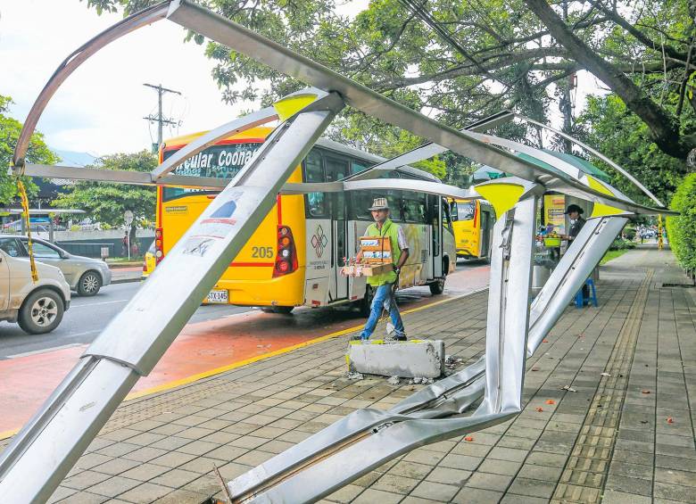 ¿Qué se hizo la plata de Medellín? La ciudad está en el abandono