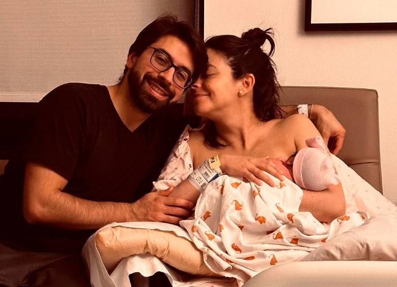 Lucía es el nombre la pequeña hija de Julieth Restrepo y su esposo Sebastián Zuleta. FOTO Tomada de Instagram.