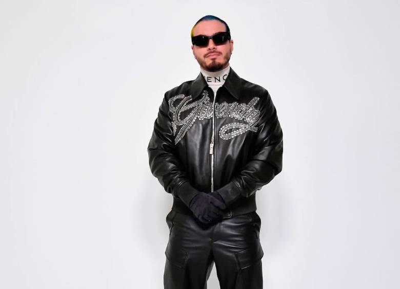 J Balvin se ha convertido en referente de la moda mundial . FOTO Instagram @givenchy