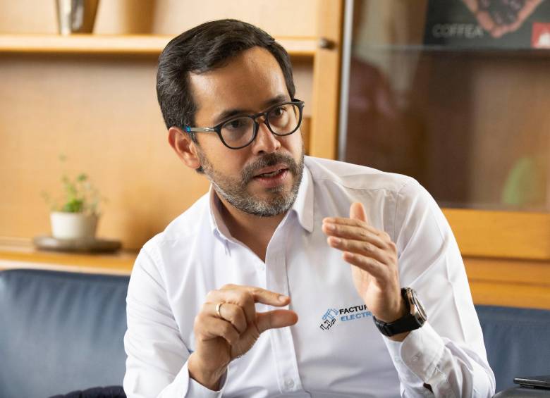 El director de la Dian, Lisandro Junco, consultado por EL COLOMBIANO, confirmó la existencia del Ojo de la Dian, y dijo que todos los procesos están en Fiscalía. FOTO Edwin Bustamante El director de la Dian, Lisandro Junco, consultado por EL COLOMBIANO, confirmó la existencia del Ojo de la Dian, y dijo que todos los procesos están en Fiscalía. FOTO Edwin Bustamante