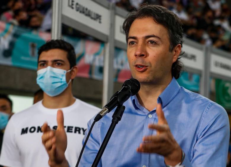 Quintero apeló al sentimiento familiar para lograr el apoyo ciudadano en su intención de recuperar la alcaldía. FOTO MANUEL SALDARRIAGA