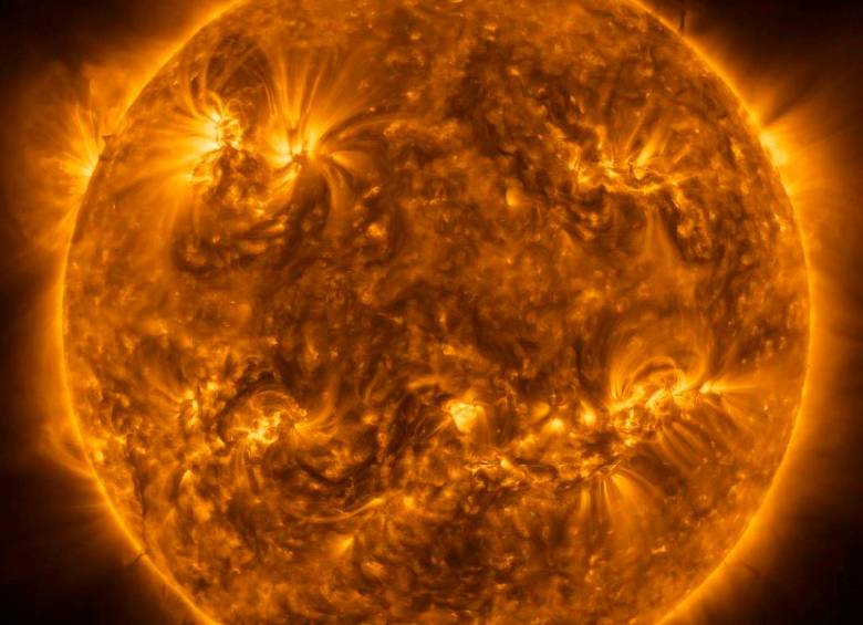 Imagen completa del Sol captada por Solar Orbiter. CORTESÍA: ESA &amp; NASA/Solar Orbiter/EUI team; Data processing: E. Kraaikamp (ROB)