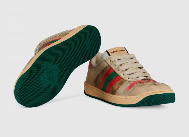 Compraría estos tenis nuevos que parecen viejos y que valen hasta 6  millones de pesos?