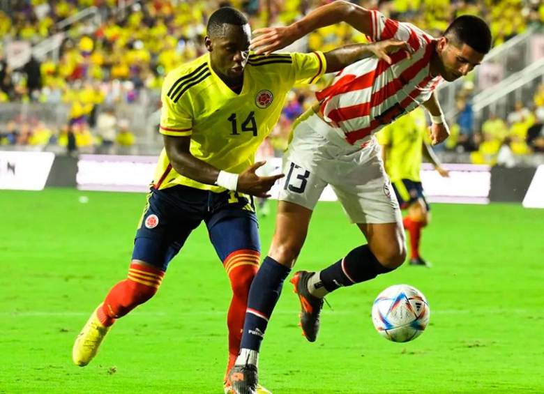 En la foto se ve a Jhon Jader Durán, quien disputó el encuentro amistoso de la Selección Colombia de mayores ante Paraguay. El antioqueño ingresó al minuto 64 por Diego Valoyes. FOTO Federación Colombiana de Fútbol