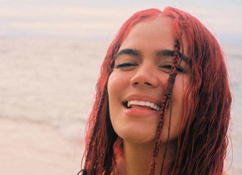 Karol G le agradeció a sus seguidores por todo el “amor” y apoyo que le están dando a Mañana será bonito, su nuevo álbum. FOTO Cortesía Universal Music.