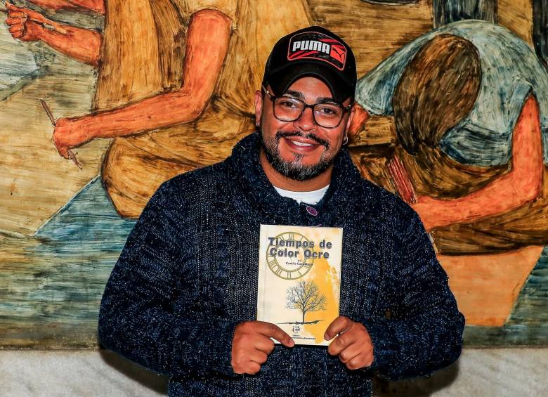 Camilo Casadiego es el director del Circuito Internacional de la Joven Dirección y Dramaturgia y responsable de la edición de varias antologías de teatro colombiano actual. Foto: Jaime Pérez.