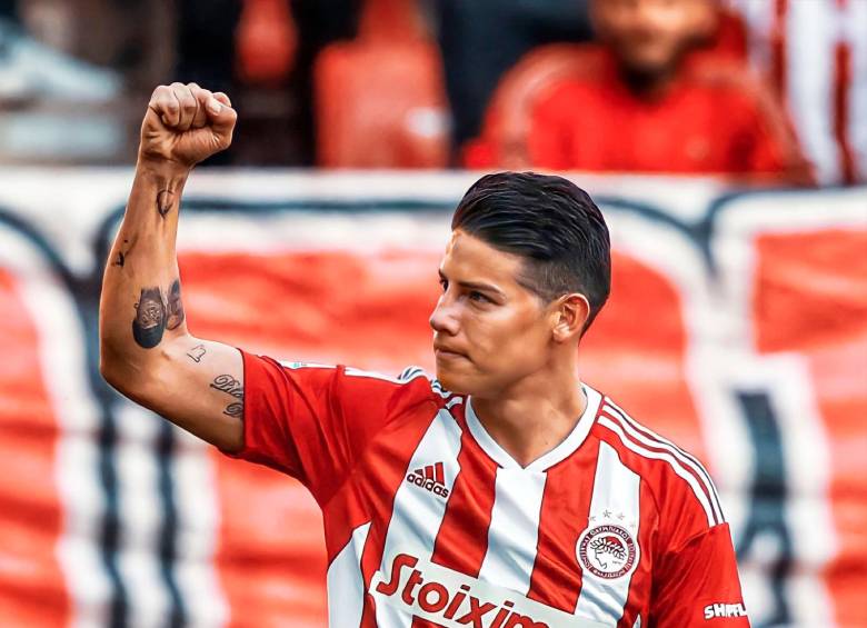 James jugó 11 minutos este miércoles en el duelo que Olympiacos ganó 1-0 al Aris por los cuartos de Copa de Grecia. FOTO @jamesdrodriguez