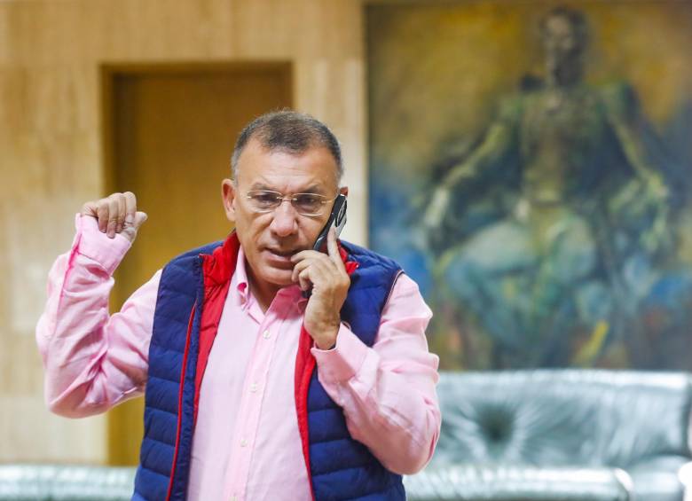 El nombre del senador Roy Barreras fue mencionado en una interceptación a un contratista que es investigado en el marco de este escándalo de corrupción. FOTO MANUEL SALDARRIAGA