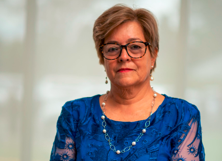 La ministra de Trabajo, Gloria Inés Ramírez, se quedó esperando a los congresistas para hablar de la reforma laboral. FOTO: Cortesía