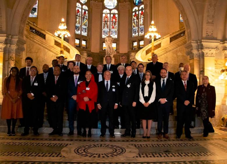 Este es el equipo de defensa del estado colombiano ante la Corte Internacional de Justicia (CIJ) de La Haya. FOTO: Cortesía Cancillería